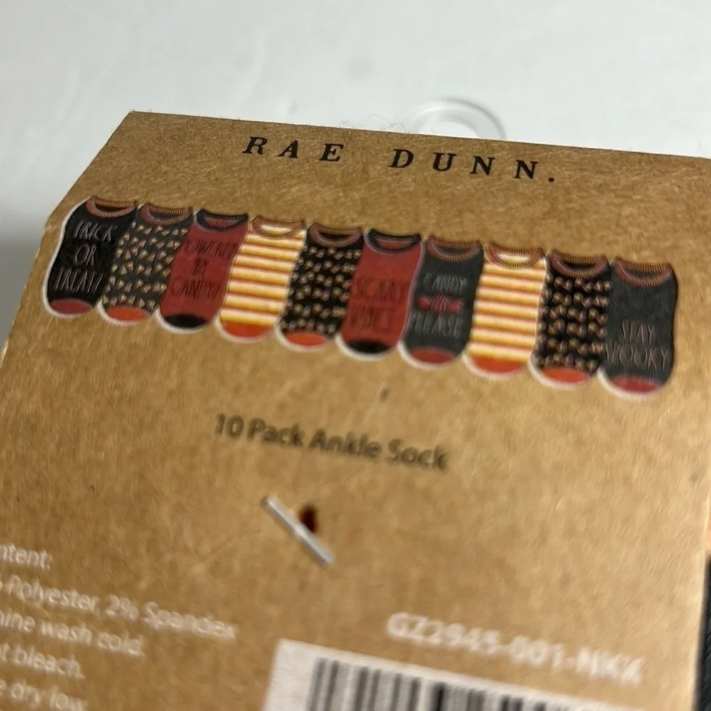 Rae Dunn 10 Pack of Child’s Ankle Socks New Sz S/M Halloween trick-or-treat